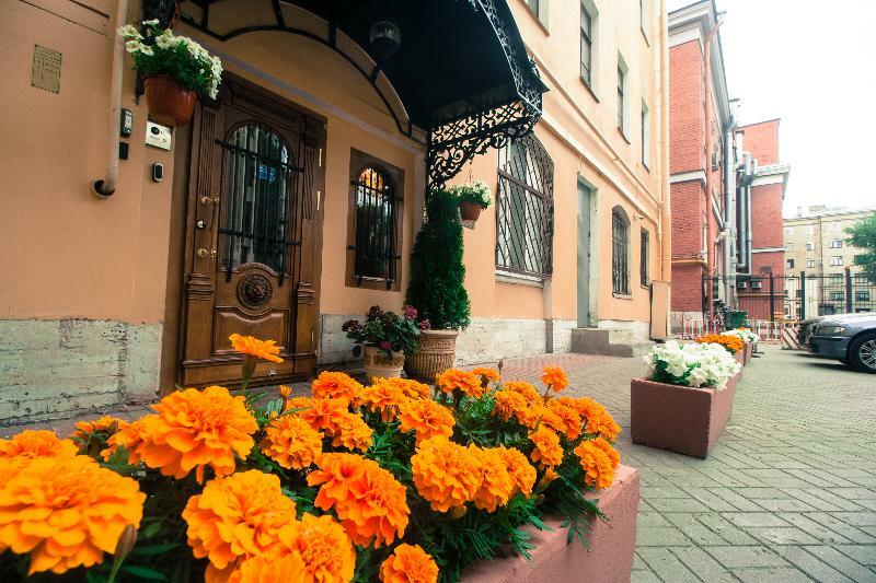 Galunov Hotel Sankt Petersburg Exteriör bild